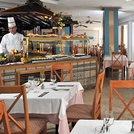Globales America Hotel Calas de Mallorca