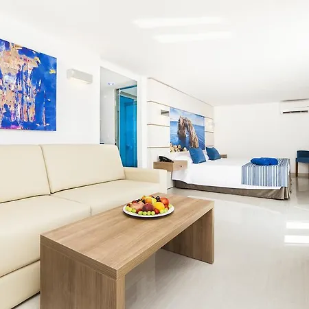 Globales America Hotel Calas de Mallorca